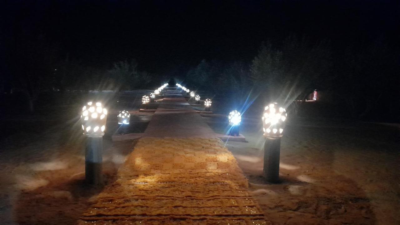 Luxury Trek Desert Camp Merzouga Exterior foto