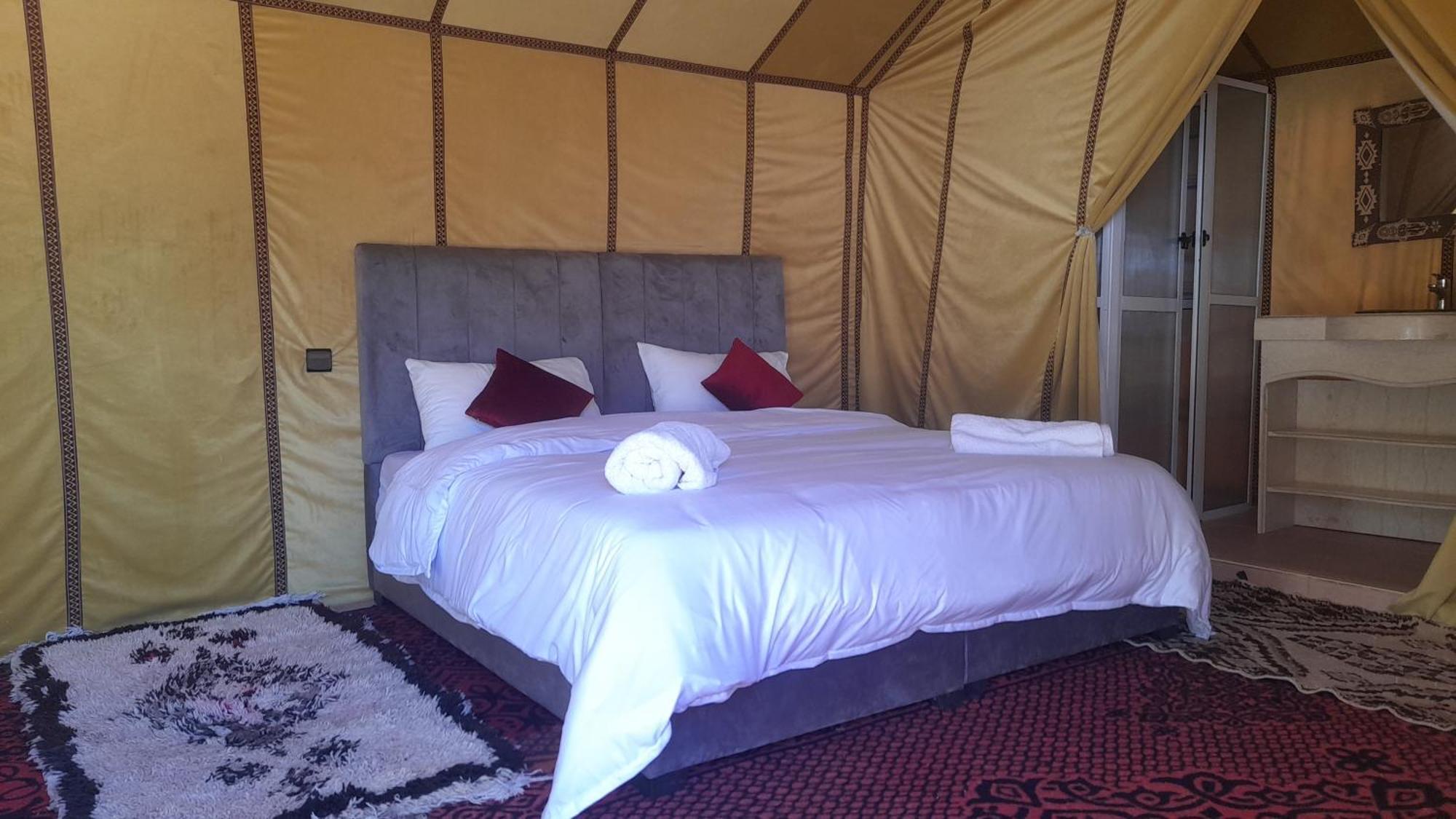 Luxury Trek Desert Camp Merzouga Exterior foto