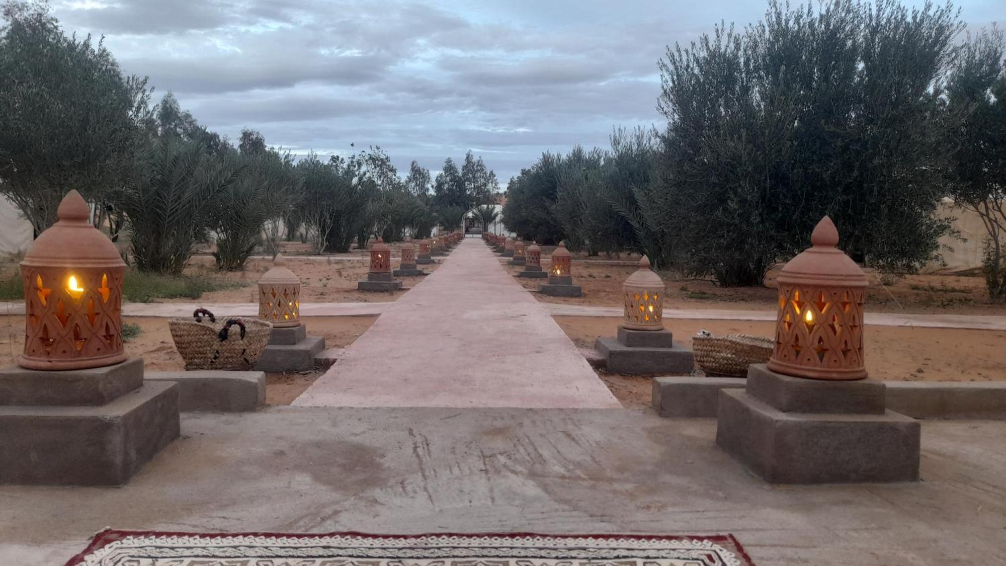 Luxury Trek Desert Camp Merzouga Exterior foto
